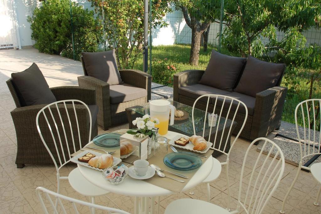 Giardino Dei Frutti Bed & Breakfast Bari Exterior photo